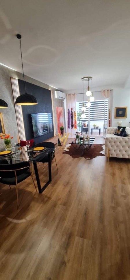 Tirane, jepet me qera apartament 2+1+A+BLK Kati 3, 115 m² 700 Euro (KODRA E DIELLIT)
