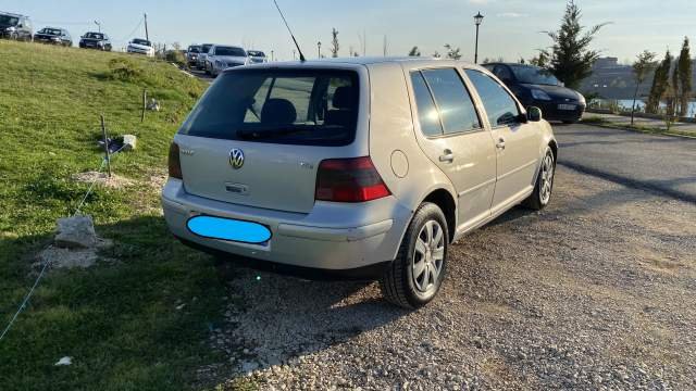 Tirane, shes makine Volkswagen Golf 4 TDI Viti 1999, 1.700 Euro