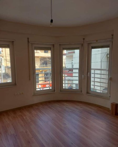 Tirane, Shitet Apartament 2+1+BLK Kati 2, 123 m² 155.000 Euro (Ali Dem)