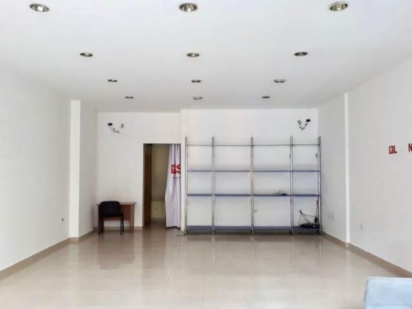 Tirane, shes ambjent biznesi Kati 1, 71 m² 185.000 Euro (Rr. Nikolla Jorga)
