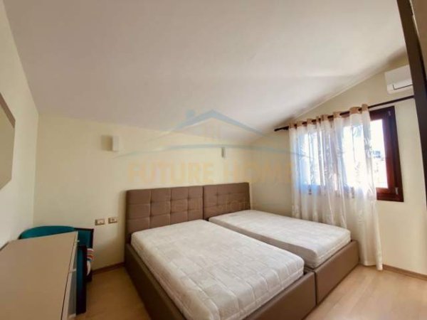 Tirane, shes apartament 2+1 Kati 4, 203 m² 250.000 Euro (Kopshti Botanik)