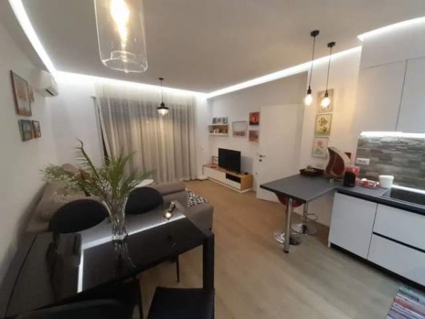 Tirane, shitet apartament Kati 8, 65 m² 99.000 Euro (Dritan Hoxha)