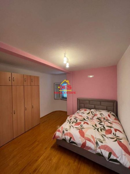 Tirane, jepet me qera apartament 3+1+BLK Kati 3, 100 m² 420 Euro (bektash berberi)