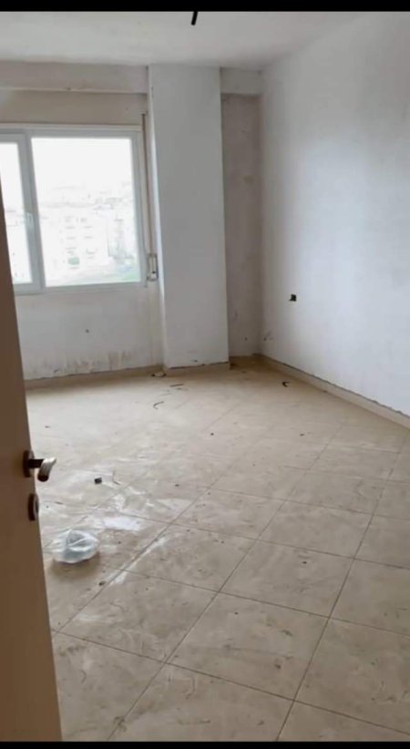 Tirane, shes apartament 2+1 Kati 2, 118 m² 76.700 Euro (Fresku)