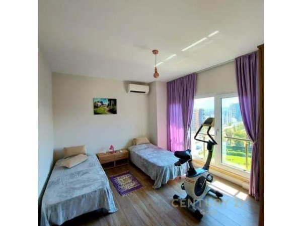 Tirane, shitet apartament 2+1+BLK Kati 8, 122 m² 225.000 Euro (kopshti botanik)