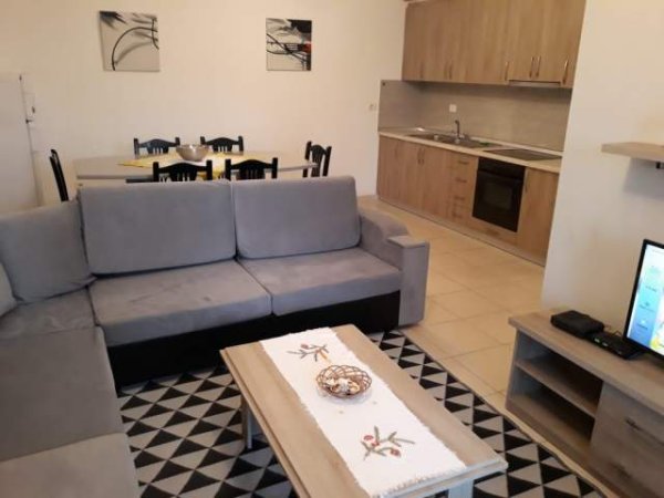 Durres, jap me qera apartament 2+1+BLK Kati 4, 110 m² 20 Euro (Rruga pavaresia)