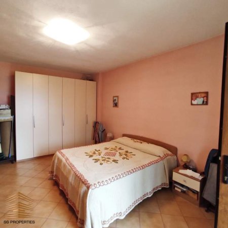 Tirane, shitet apartament 2+1+A+BLK Kati 5, 120 m² 120.000 Euro (Rruga Gjergj Legisi, Laprake)