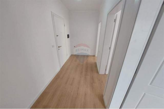 Tirane, shitet apartament 2+1 Kati 8, 73 m² 115.000 Euro (Medreseja e Tiranes)