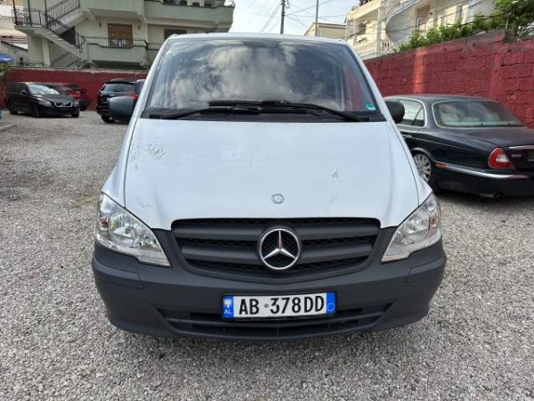 Tirane, shes makine karavan Mercedes-Benz vito Viti 2014, 9.600 Euro