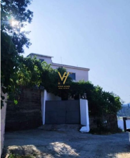 Tirane, shitet Vile 3+1+A+BLK Kati 0, 410 m² 165.000 Euro (VAQARR)