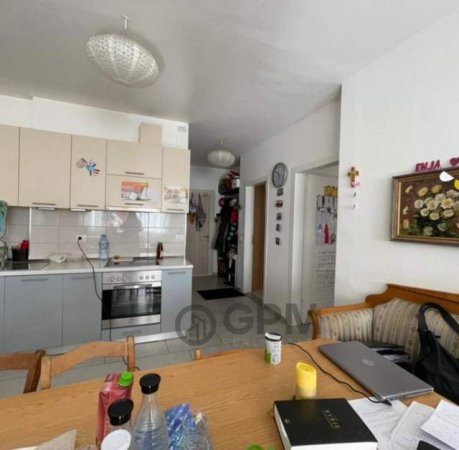 Tirane, shitet apartament 3+1 Kati 4, 137 m² 950 Euro/m2 (Yzberisht)