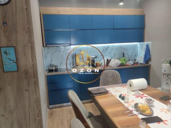 Tirane, shitet apartament 3+1+A+BLK Kati 5, 114 m² 120.000 Euro (TREGU I RI ELEKTRIK)
