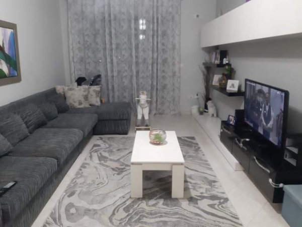 Tirane, shes apartament 1+1 Kati 6, 72 m² 68.000 Euro (kamez)
