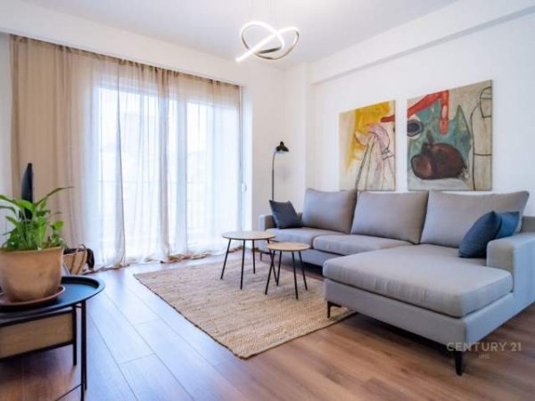 Tirane, shitet apartament 1+1+A+BLK Kati 3, 59 m² 120.000 Euro (21 Dhjetori)