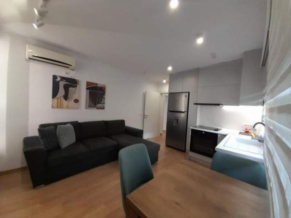 Tirane, shes apartament 2+1 Kati 2, 75 m² 155.000 Euro (muhamet gjollesha)