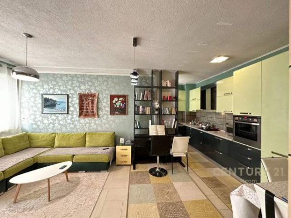 Tirane, shitet apartament 1 Katshe Kati 4, 76 m² 125.000 Euro (RADISSON HOTEL ,LIQENI THATE)