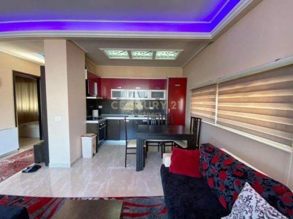 Tirane, shitet apartament 2+1+A+BLK Kati 3, 147 m² 143.000 Euro (Kopshti Botanik Tirane)