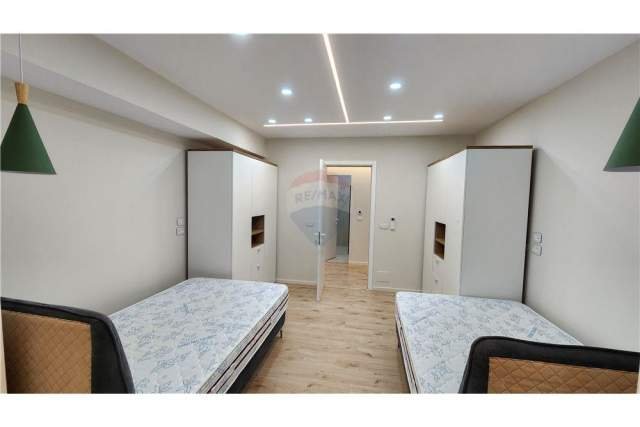 Tirane, shitet apartament 2+1+BLK Kati 2, 140 m² 315.000 Euro (Faik Konica)