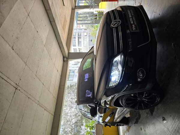 Tirane, shitet makine Volkswagen Tiguan Viti 2014, 12.300 Euro