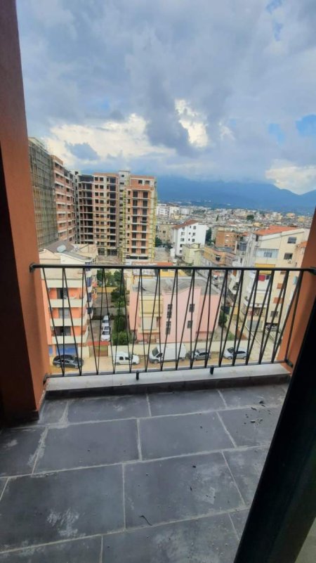 Tirane, shes apartament 1+1+BLK Kati 6, 67 m² 87.360 Euro (Rruga Kongresi i Manastirit)