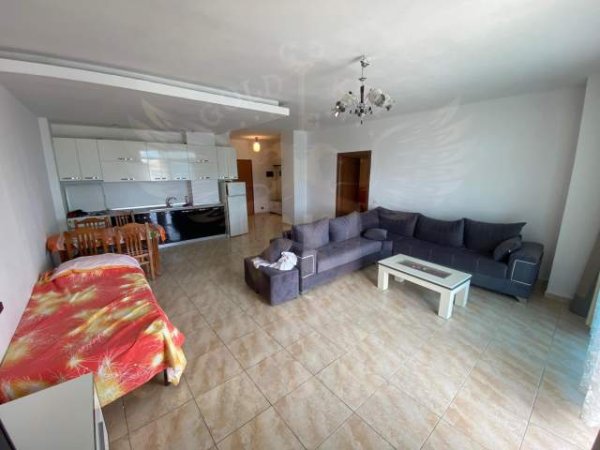Shkembi Kavajes, shitet apartament 1+1+BLK Kati 14, 98 m² 73.500 Euro (Kamelia Shkembi i Kavajes)
