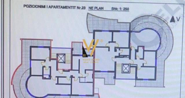 Tirane, shitet apartament 4+1 Kati 5, 294 m² 300.000 Euro (Linze)