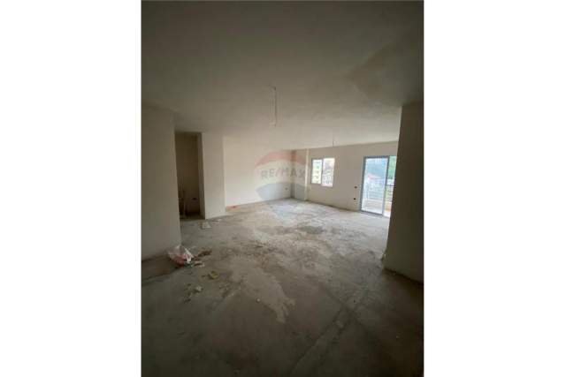 Tirane, shitet apartament 2+1+BLK Kati 5, 108 m²