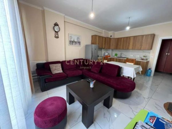 Tirane, shes apartament 1+1+BLK Kati 4, 74 m² 90.000 Euro (Rruga 5 Maji)