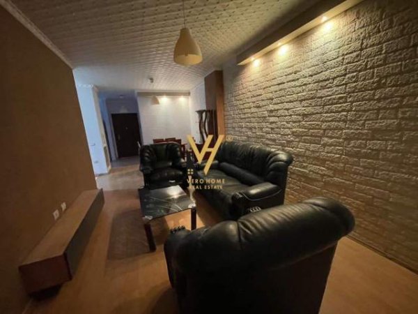 Tirane, jepet me qera apartament 2+1+BLK Kati 3, 110 m² 400 Euro (Yzberisht)