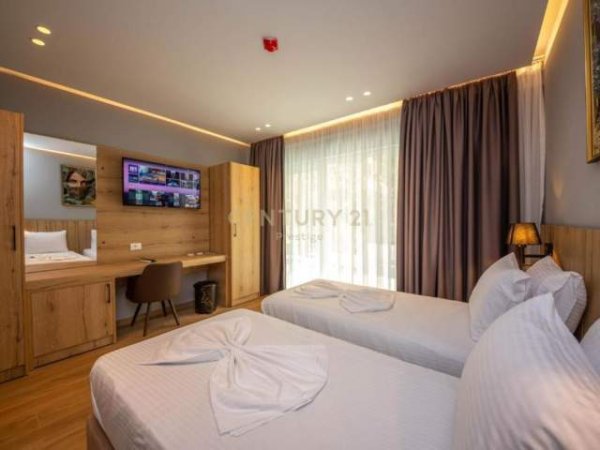 Sarande, shitet hotel 1.800 m² 2.900.000 Euro (Turizem - Kanali i Cukes)