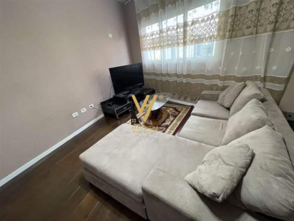 Tirane, jepet me qera apartament 2+1 Kati 2, 90 m² 500 Euro (TEK SHKOLLA “MIHAL GRAMENO”)