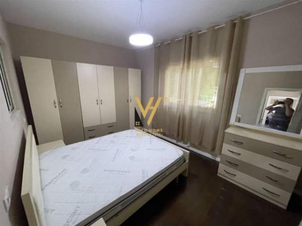 Tirane, jepet me qera apartament 2+1 Kati 2, 90 m² 500 Euro (TEK SHKOLLA “MIHAL GRAMENO”)