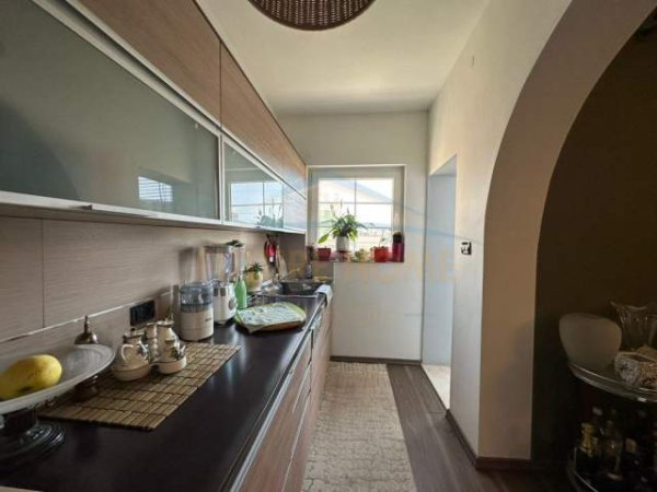Tirane, shitet apartament Kati 5, 126 m² 190.000 Euro (Myslym Shyri)