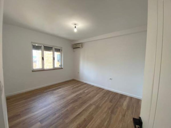 Tirane, shitet apartament 2+1+BLK Kati 6, 72 m² 98.000 Euro (prane Mozaikut)