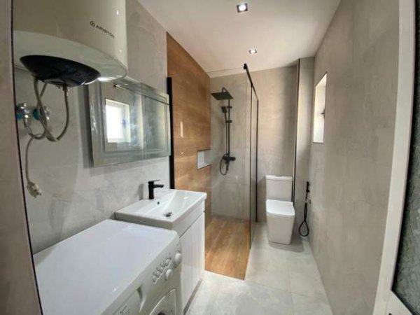 Tirane, shitet apartament 2+1+BLK Kati 6, 72 m² 98.000 Euro (prane Mozaikut)