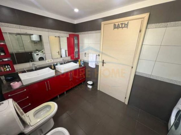 Tirane, shitet apartament 2+1 Kati 1, 144 m² 278.000 Euro (Brryli)