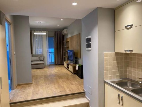 Tirane, shes apartament 2+1+BLK Kati 10, 90 m² 155.000 Euro (Komuna e Parisit)