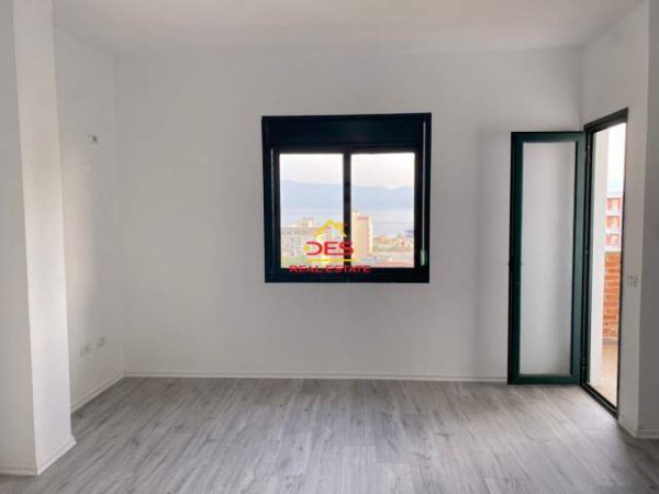 Vlore, shitet apartament 1+1+BLK Kati 11, 70 m² 105.000 Euro (Rruga Kosova)