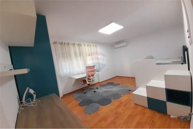 Tirane, shitet apartament 2+1+BLK Kati 2, 75 m² 155.000 Euro (Muhamet Gjollesha)