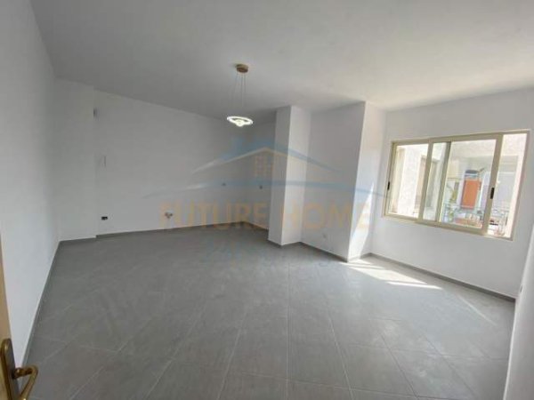 Tirane, shitet apartament 2+1+BLK Kati 8, 91 m² 88.000 Euro (Misto Mame)