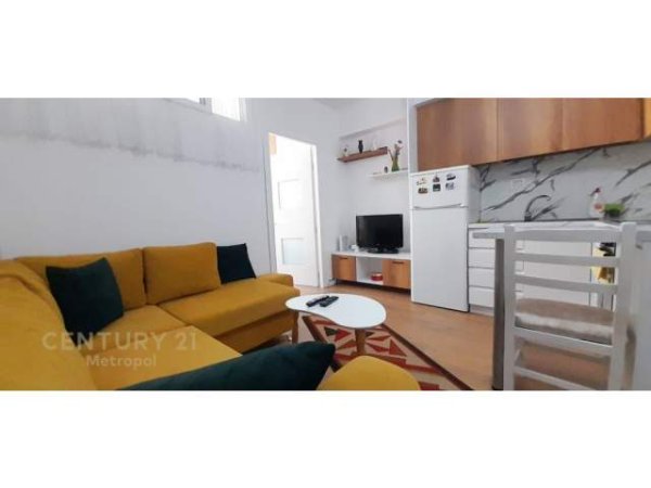 Tirane, shitet apartament 1+1 Kati 9, 38 m² 52.000 Euro (Laprake, Rruga Dritan Hoxha)