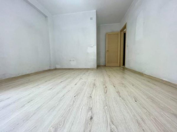 Tirane, shitet apartament 2+1 Kati 1, 91 m² 125.000