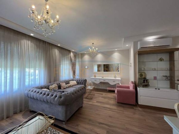 Tirane, jepet me qera apartament duplex 2+1+BLK Kati 1, 110 m² 1.000 Euro (Rezidenca Kodra e Diellit 2)