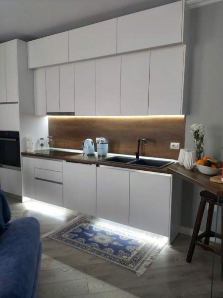 Tirane, shitet apartament Kati 9, 101 m² 160.000 Euro (Bulevardi Migjeni)