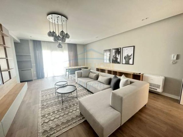 Tirane, jepet me qera apartament Kati 2, 140 m² 1.500 Euro (Kopshti Botanik)