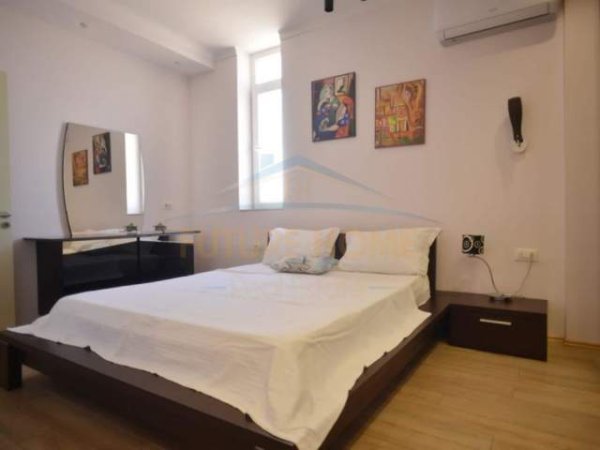 Tirane, jepet me qera apartament 2+1+BLK Kati 9, 90 m² 850 Euro (Myslym Shyri)