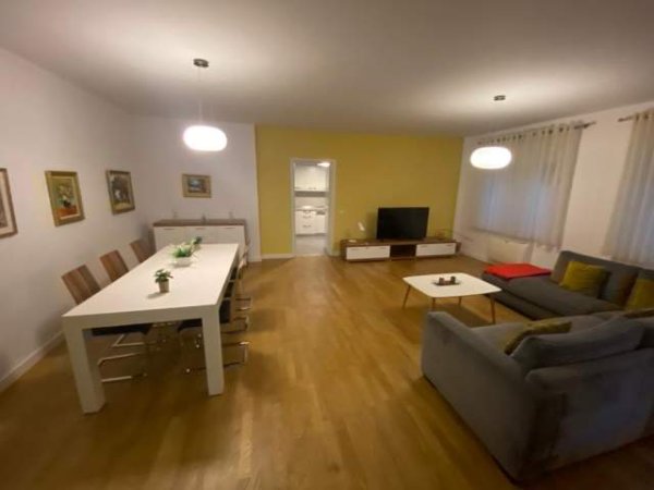 Tirane, jap me qera apartament 3+1+A+BLK Kati 1, 340 m² 1.400 Euro (Residenca Touch of the sun)