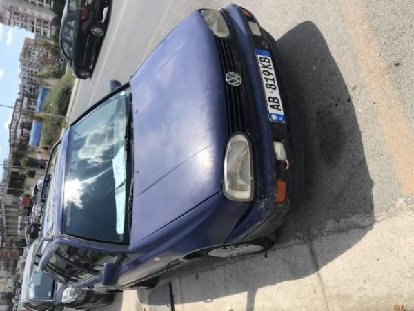 Tirane, shitet makine karavan Volkswagen Golf 3 Viti 1998, 1.200 Euro