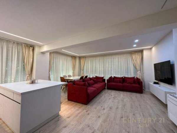 Tirane, shitet apartament Kati 1, 137 m² 315.000 Euro (Prane Lion Park Tirana, Albania)
