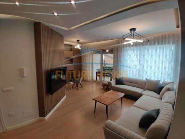 Tirane, jepet me qera apartament 2+1+BLK Kati 2, 130 m² 800 Euro (Rezidenca Kodra e Diellit)